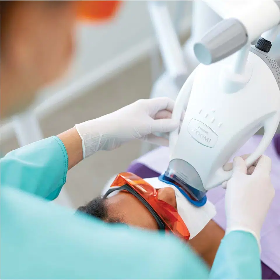 Philips Zoom in-office LED teeth whitening at Meiplus Dentalcare